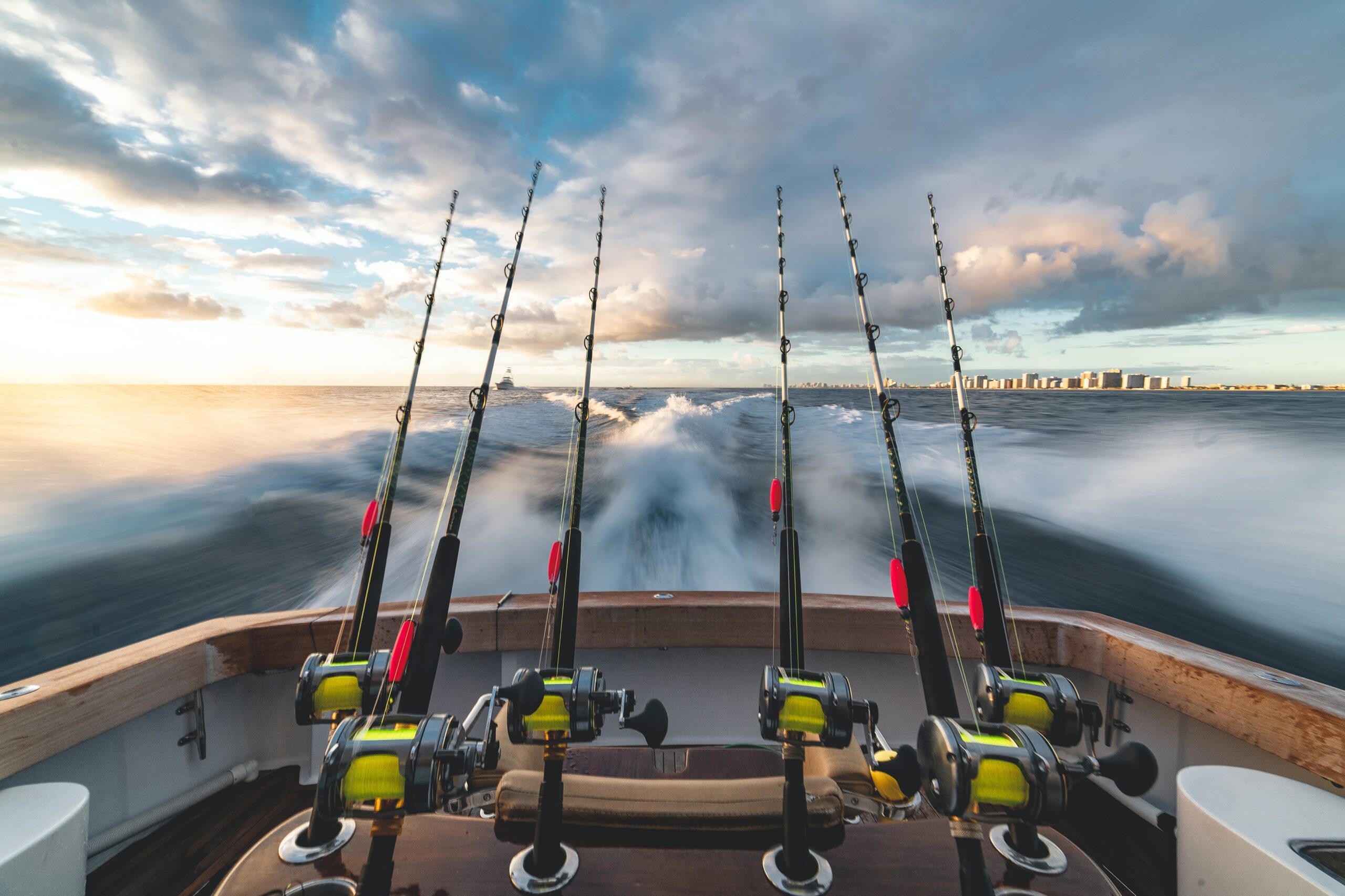 Private Fishing Charters: A Guide to the Types of Boats and Services
